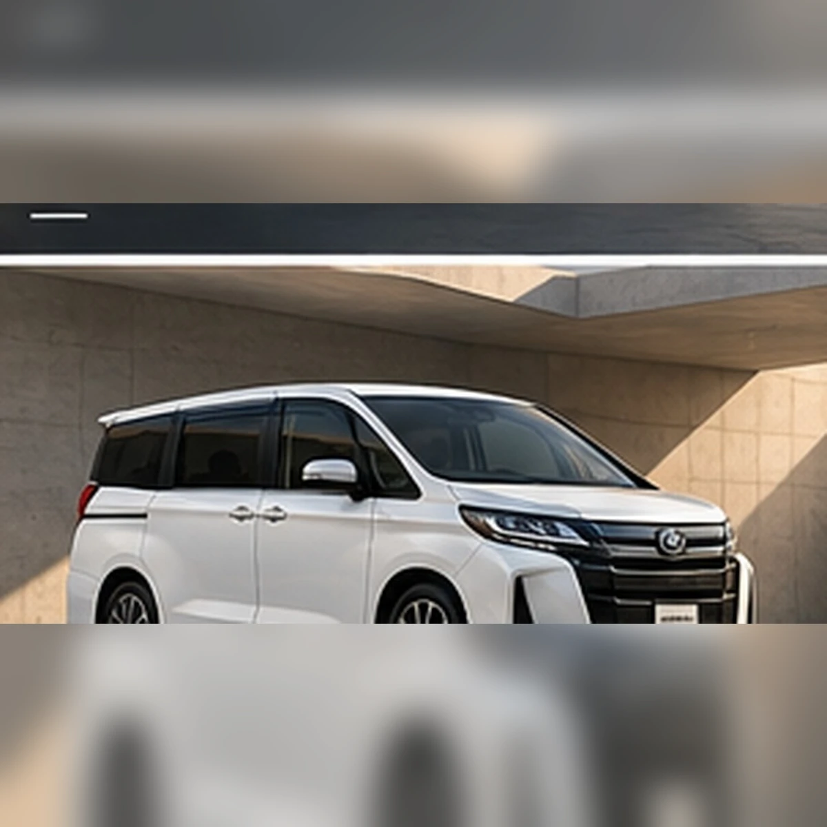 Toyota Noah 1